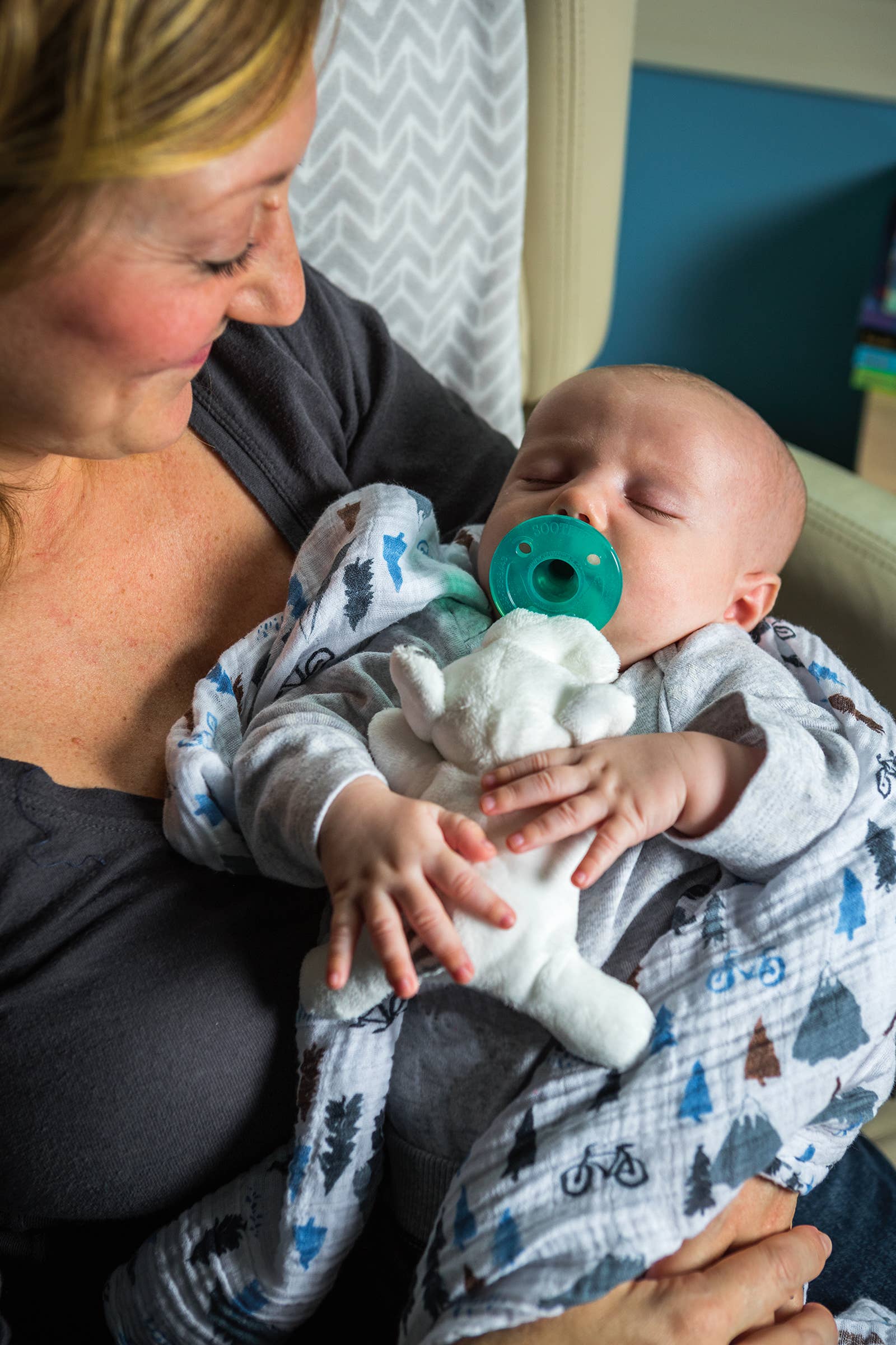 Mary Meyer - Afrique Elephant Wubbanub