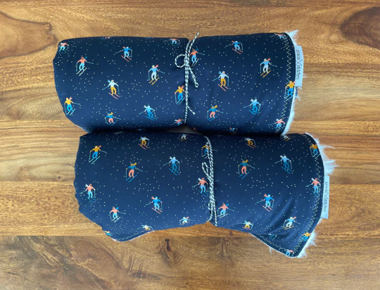 Ski Peeps Sherpa Blanket Night Skiers