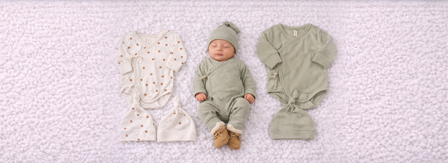 How Do I Pick the Right Size for a Newborn Boy Coming-Home Outfit?