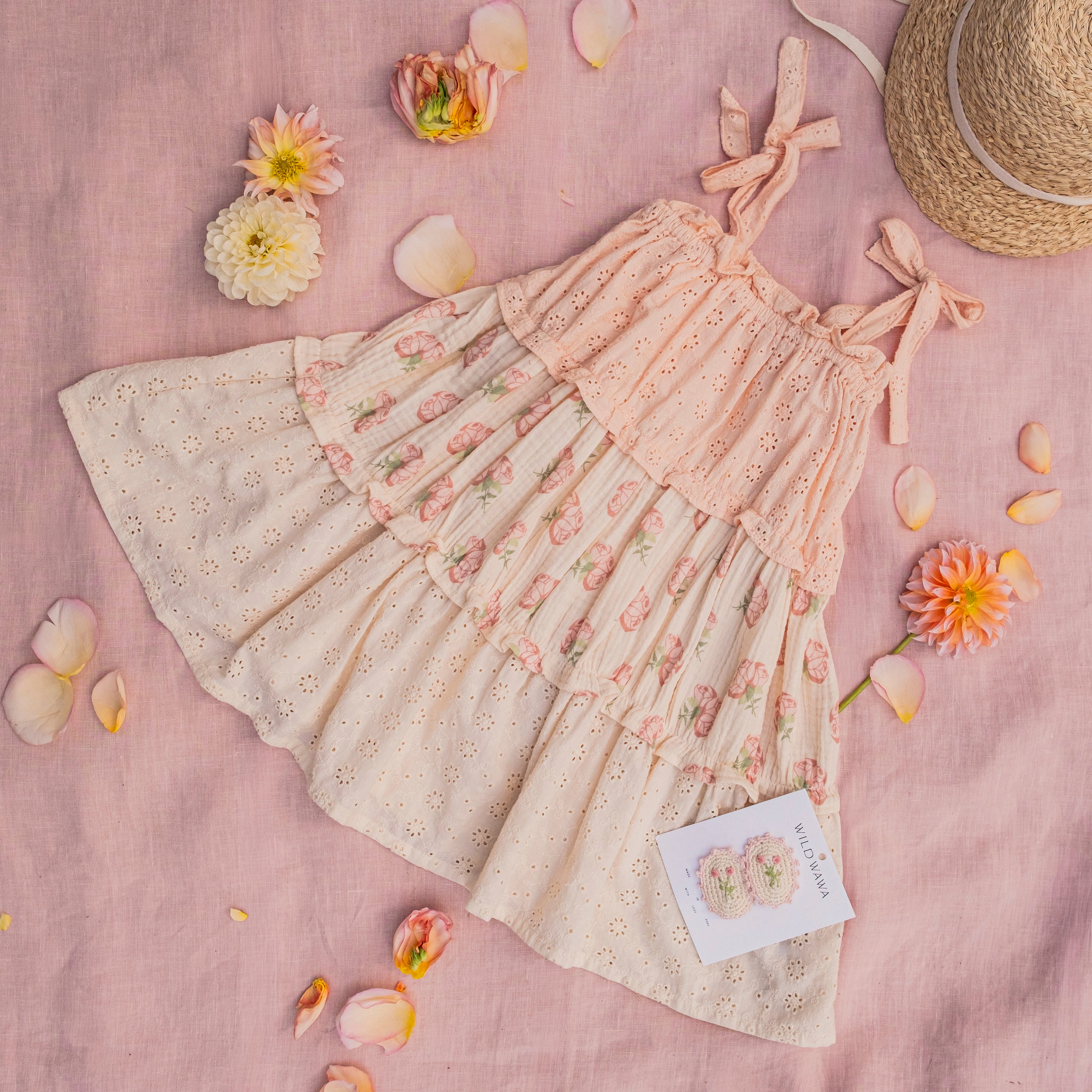 Amber Dess Pink Rose