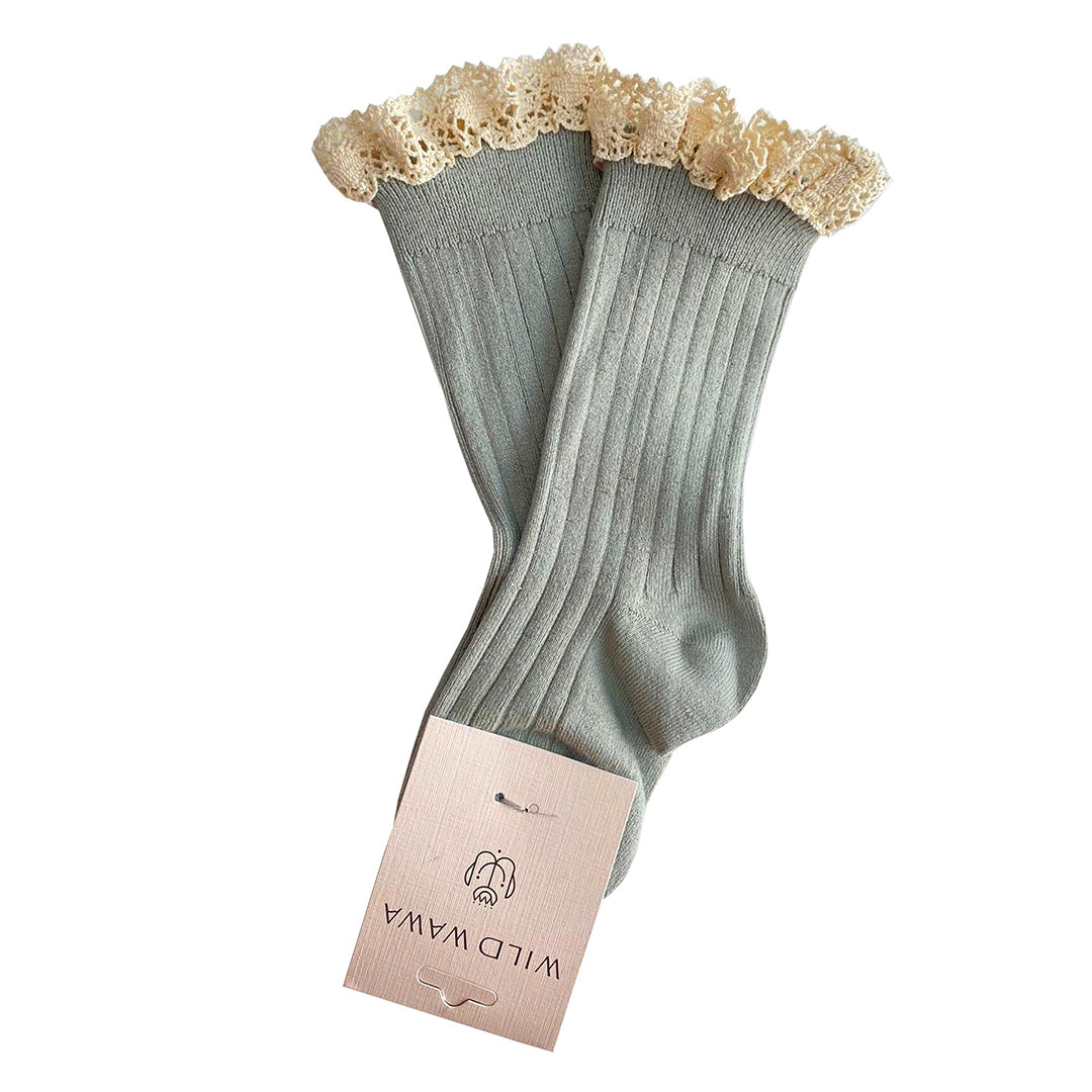 Wildwawa__ANKLE_LACE_SOCKS_Sky_Gray_flat